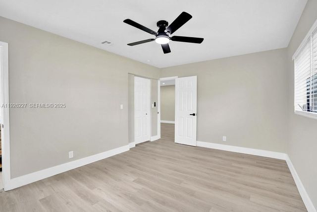 6844 SW 12th St, Pembroke Pines, FL 33023