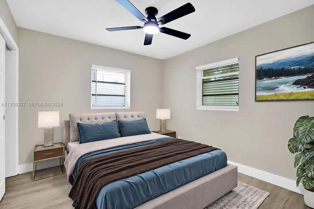 6844 SW 12th St, Pembroke Pines, FL 33023