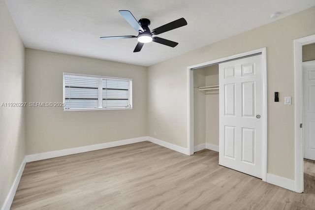 6844 SW 12th St, Pembroke Pines, FL 33023