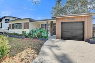 6844 SW 12th St, Pembroke Pines, FL 33023