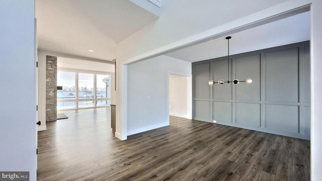 256 WEST VALLEY RD, Denver, PA 17517