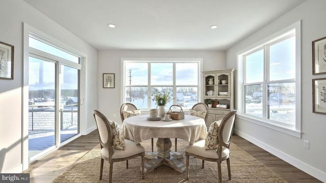 256 WEST VALLEY RD, Denver, PA 17517