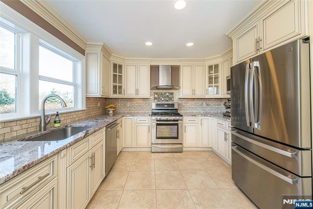 34 Templar Way, Par-troy Hills Twp., NJ 07054