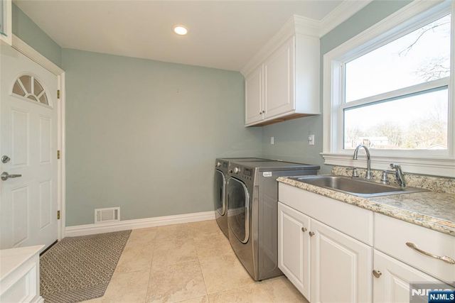 34 Templar Way, Par-troy Hills Twp., NJ 07054