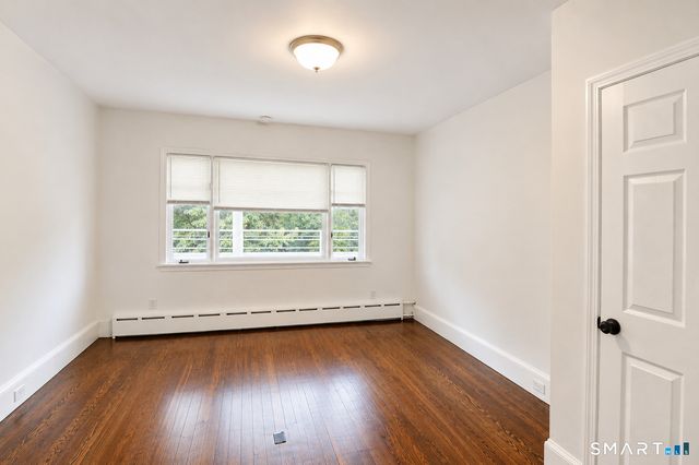 762 Howe Avenue 2nd fl, Shelton, CT 06484