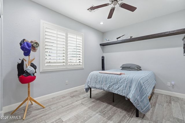 1251 E LOVELAND Lane, San Tan Valley, AZ 85140