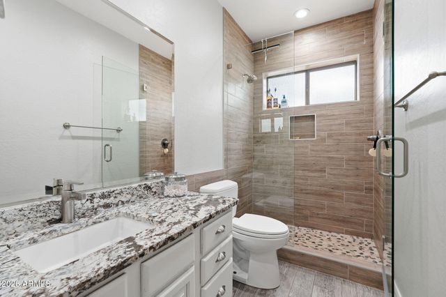1251 E LOVELAND Lane, San Tan Valley, AZ 85140
