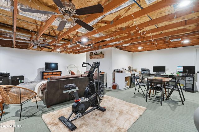1251 E LOVELAND Lane, San Tan Valley, AZ 85140