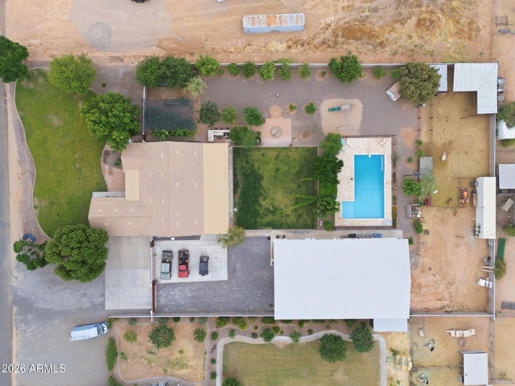 1251 E LOVELAND Lane, San Tan Valley, AZ 85140