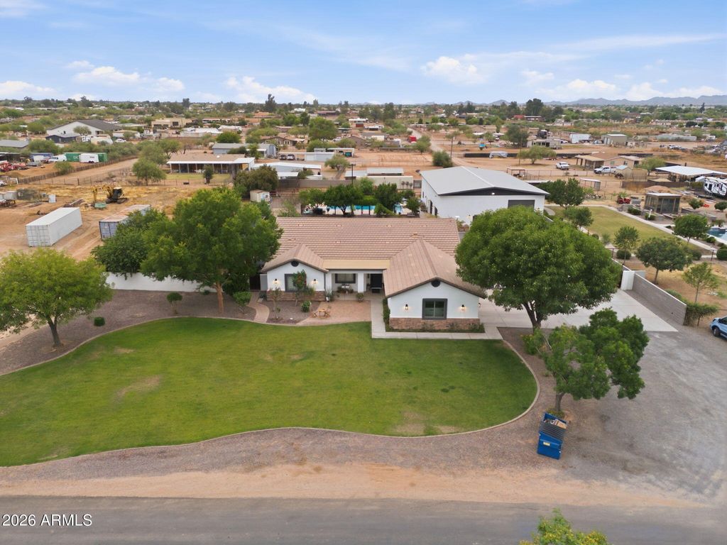 1251 E LOVELAND Lane, San Tan Valley, AZ 85140 — photo 4