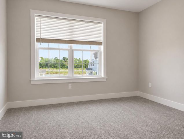 2906 JUSTIN DR, West Windsor, NJ 08550