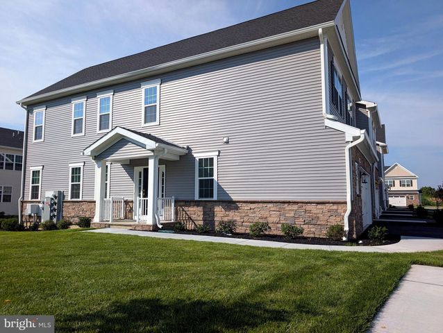 2906 JUSTIN DR, West Windsor, NJ 08550