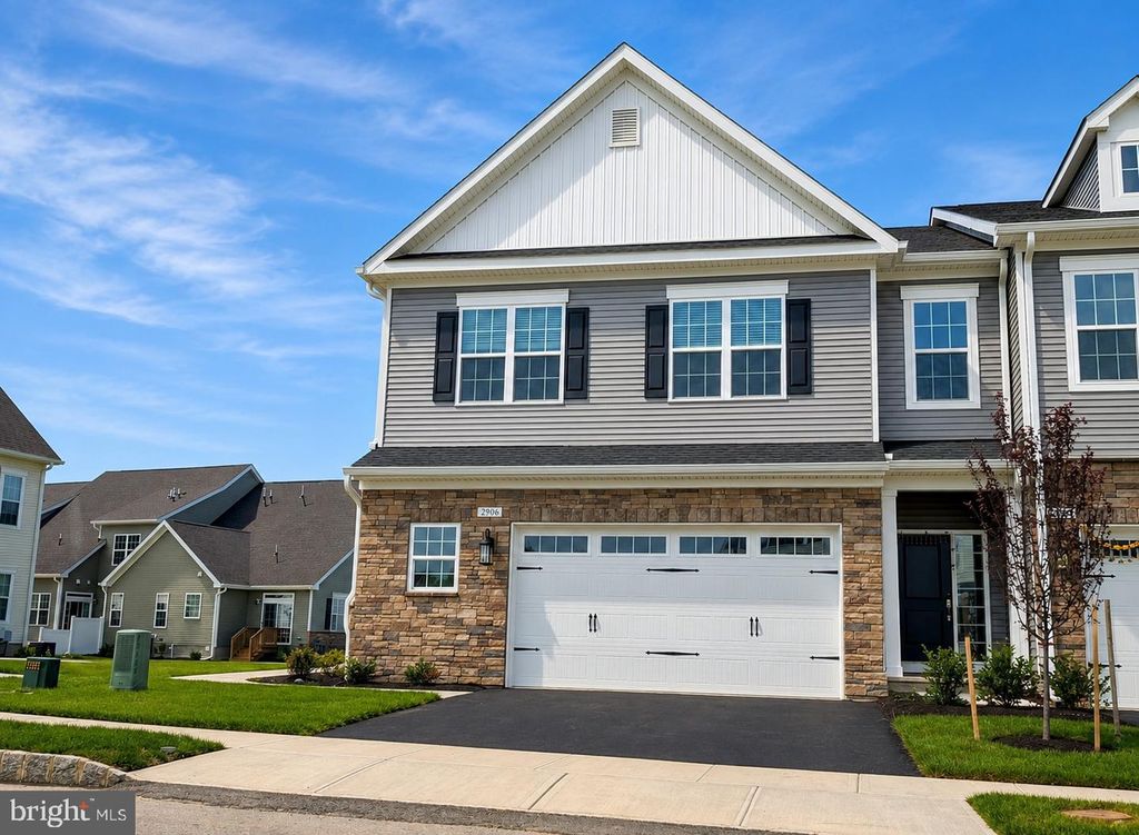 2906 JUSTIN DR, West Windsor, NJ 08550
