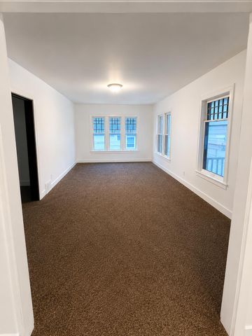 714 E 10th Street, Michigan City, IN 46360