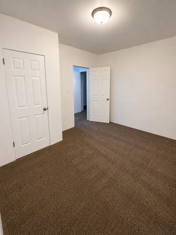 714 E 10th Street, Michigan City, IN 46360