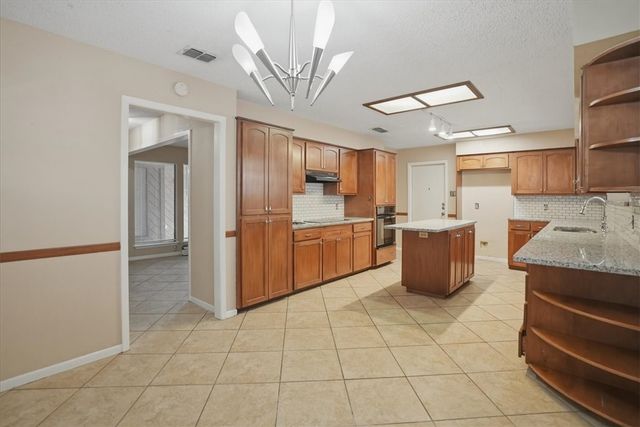 5909 Golden Canyon, Corpus Christi, TX 78414
