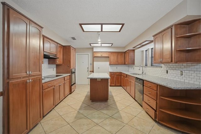 5909 Golden Canyon, Corpus Christi, TX 78414