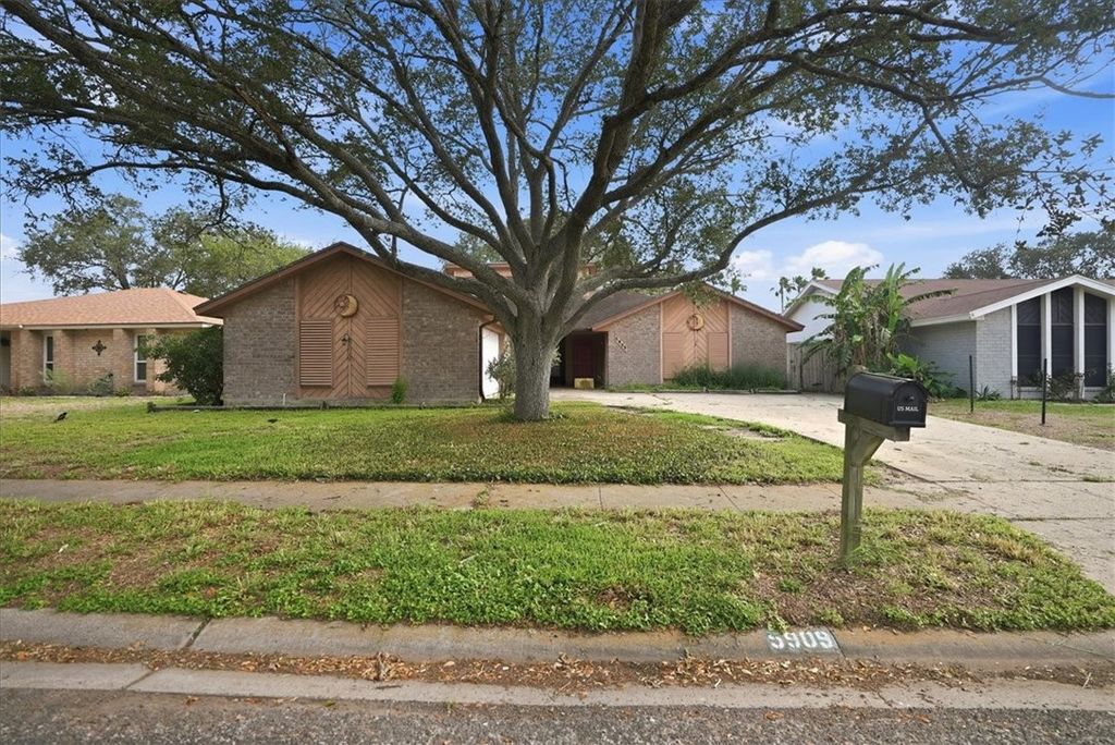 5909 Golden Canyon, Corpus Christi, TX 78414 — photo 3