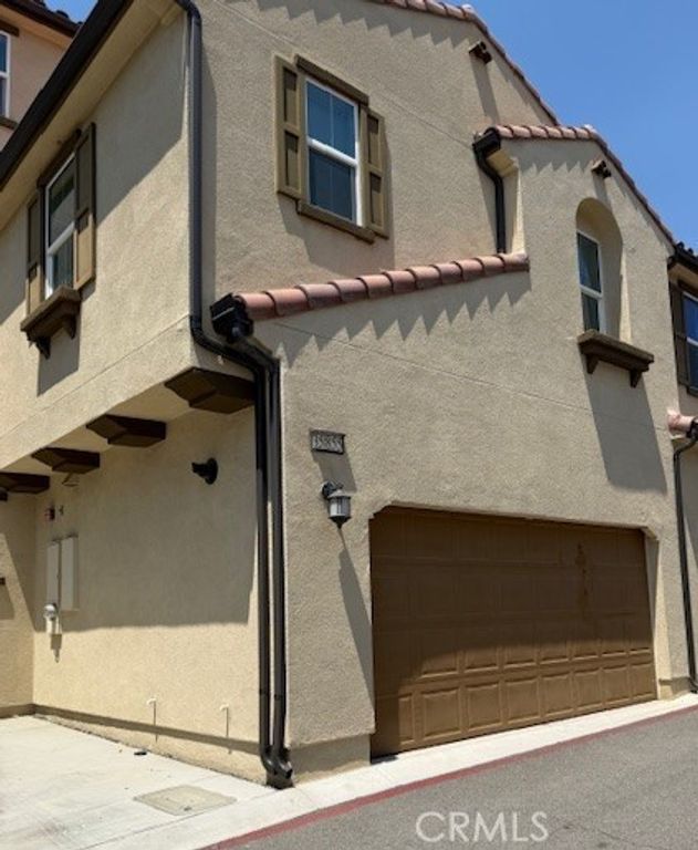 35855 Landon Lane, Murrieta, CA 92562