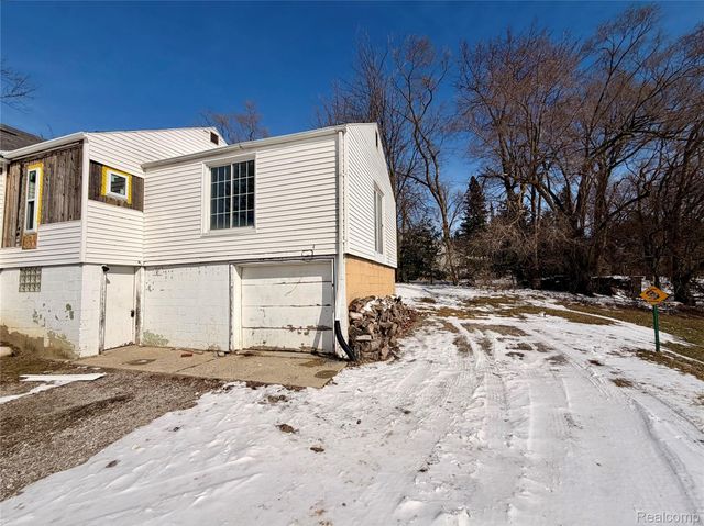 3186 E Grand Blanc Road, Grand Blanc Charter Township, MI 48439