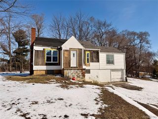 3186 E Grand Blanc Road, Grand Blanc Charter Township, MI 48439