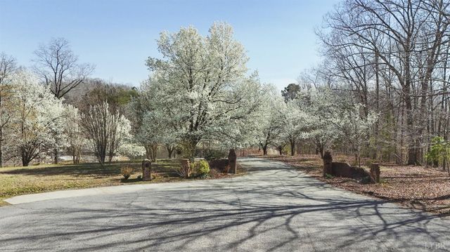 224 Walnut Road, Danville, VA 24541