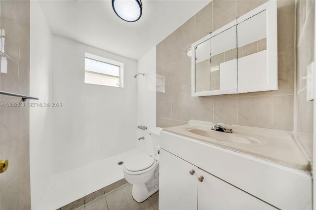 2744 SW 16th Ter, Miami, FL 33145