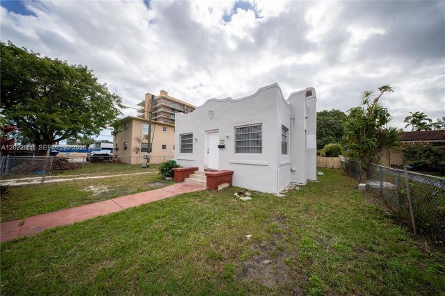 2744 SW 16th Ter, Miami, FL 33145