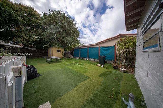 2744 SW 16th Ter, Miami, FL 33145