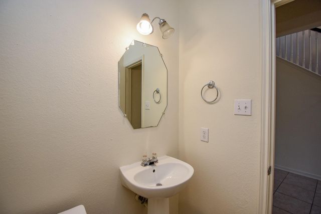 6323 Haddock Court, Houston, TX 77041