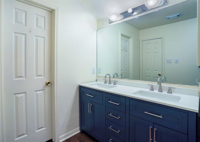 6323 Haddock Court, Houston, TX 77041