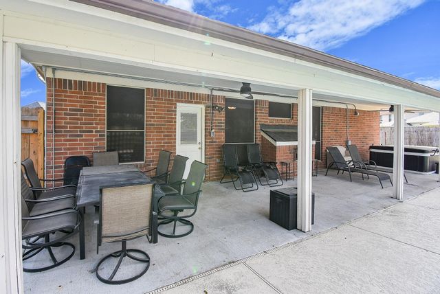 6323 Haddock Court, Houston, TX 77041