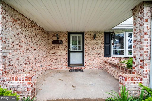 31 MOONGALE DRIVE, Carlisle, PA 17013