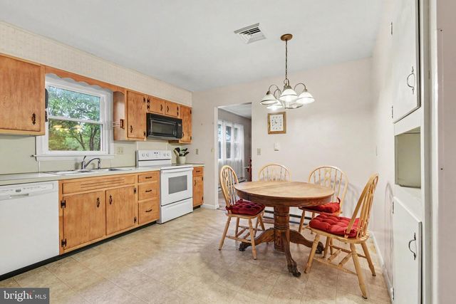 31 MOONGALE DRIVE, Carlisle, PA 17013