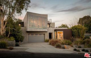 3218 Maplewood Avenue, Los Angeles, CA 90066