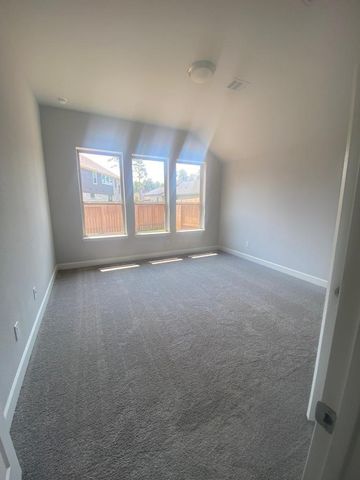 169 Hidden Peak Drive, Montgomery, TX 77316