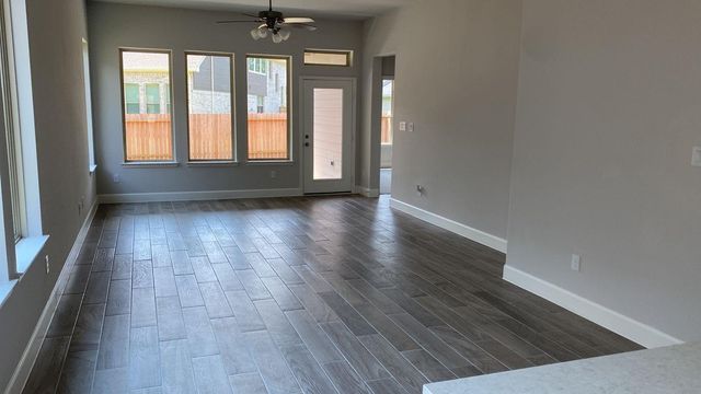 169 Hidden Peak Drive, Montgomery, TX 77316