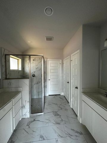 169 Hidden Peak Drive, Montgomery, TX 77316