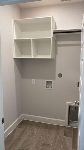 169 Hidden Peak Drive, Montgomery, TX 77316