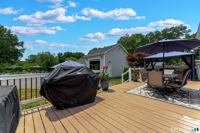 443 North Street, Windsor Locks, CT 06096