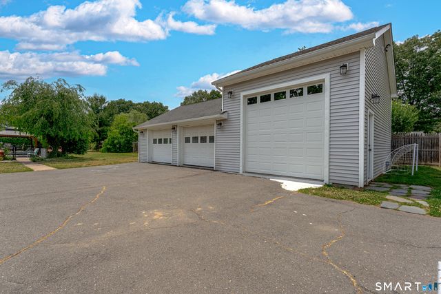 443 North Street, Windsor Locks, CT 06096