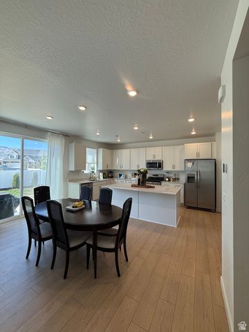 41 E FERNDELL ST, Saratoga Springs, UT 84045