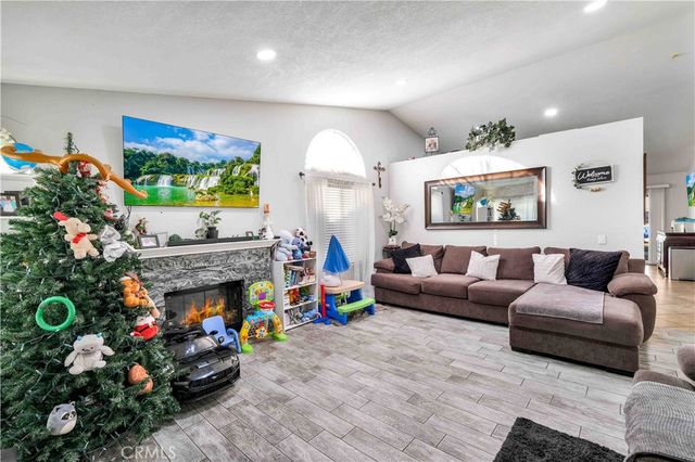 2784 Rosarita, San Bernardino, CA 92407