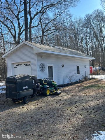 1932 BRYANTS CORNER RD, Hartly, DE 19953