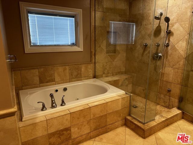 5560 Buffalo Avenue, Sherman Oaks, CA 91401