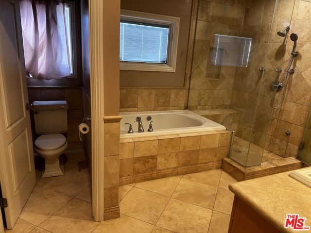 5560 Buffalo Avenue, Sherman Oaks, CA 91401