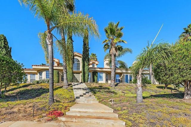 3068 Southwind Lane, Vista, CA 92084