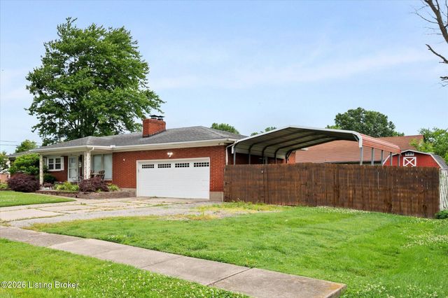 5711 Omega St, Louisville, KY 40258