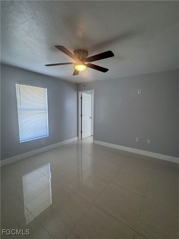 1003 Country CLub BLVD, Cape Coral, FL 33928