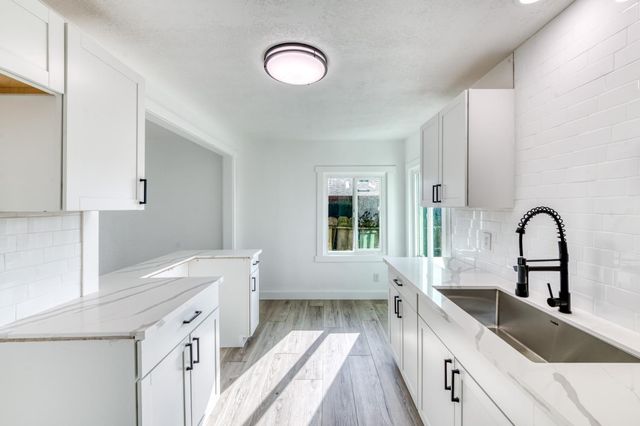 1609 N 6th Street, Fresno, CA 93703